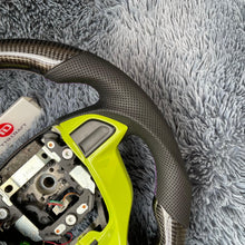 Lade das Bild in den Galerie-Viewer, TTD Craft 8th gen Honda 2008-2012 Accord Coupe Carbon Fiber Steering Wheel