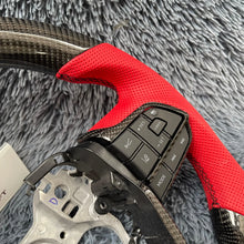 Lade das Bild in den Galerie-Viewer, TTD Craft Toyota 2020-2025 Highlander /Sienna Carbon Fiber Steering Wheel