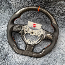 Carregar imagem no visualizador da galeria, Volante de fibra de carbono TTD Craft 2017-2023 GT86 / FRS / 2017-2023 BRZ
