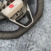 Charger l'image dans la galerie, TTD Craft Ford 2013-2020 Fusion / Mondeo / Edge Carbon Fiber Steering Wheel