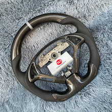 Carregar imagem no visualizador da galeria, Volante de fibra de carbono TTD Craft Infiniti 2007-2013 G35