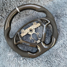 Carregar imagem no visualizador da galeria, Volante de fibra de carbono TTD Craft Infiniti 2007-2013 G35