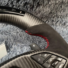 Cargar imagen en el visor de la galería, Volante de fibra de carbono TTD Craft Corvette C7 2014-2019