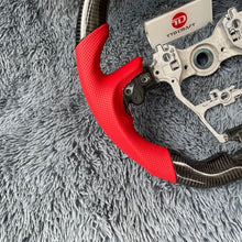 Carregar imagem no visualizador da galeria, Volante de fibra de carbono TTD Craft 2020-2024 Highlander / 2021-2024 Sennia