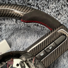 Carregar imagem no visualizador da galeria, Volante de fibra de carbono Mustang TTD Craft 2005-2009