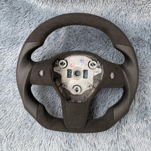 Lade das Bild in den Galerie-Viewer, TTD Craft Tesla Model 3 Y Carbon Fiber Steering Wheel