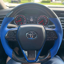 Lade das Bild in den Galerie-Viewer, Custom Carbon Fiber Racing Steering Wheel Fits Toyota Camry & Venza 2018-2024 | TTD Craft