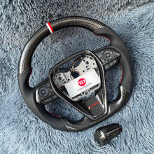 Carregar imagem no visualizador da galeria, Volante de fibra de carbono TTD Craft 8ª geração Camry 2018 - 2024 SE XSE TRD V6 V4 Avalon Venza