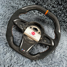 Carregar imagem no visualizador da galeria, Volante de fibra de carbono TTD Craft BMW Z4 E89
