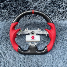 Lade das Bild in den Galerie-Viewer, TTD Craft Nissan 2009-2016 GTR R35 Kohlefaserlenkrad
