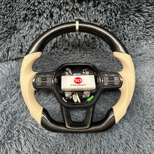 Cargar imagen en el visor de la galería, Volante de fibra de carbono TTD Craft 6ta generación 2023+ CRV
