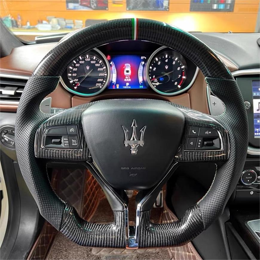 TTD Craft  Maserati 2014-2021 Ghibli / 2017-2023 Levante / 2014-2022 Quattroporte Carbon Fiber Steering Wheel