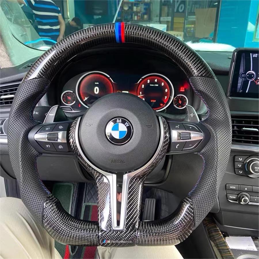 TTD Craft  BMW M5  M6 F10 F11 F06 F12 F13 F01 F02 F03 F04  F85 F86 Carbon Fiber  Steering Wheel
