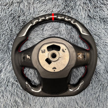 Cargar imagen en el visor de la galería, Volante de fibra de carbono TTD Craft para Toyota Supra MK5 A90 A91 (2020-2025)
