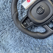 Lade das Bild in den Galerie-Viewer, Custom Volvo XC60 2018-2026 Leather Steering Wheel |TTD Craft
