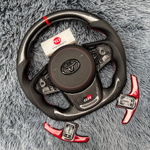 Cargar imagen en el visor de la galería, Volante de fibra de carbono TTD Craft para Toyota Supra MK5 A90 A91 (2020-2025)
