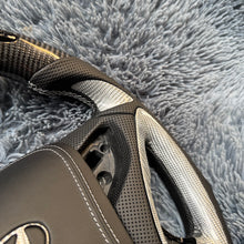 Загрузить изображение в средство просмотра галереи, Carbon Fiber Steering Wheel For Hyundai Sonata 2011-2014 |TTD Craft

