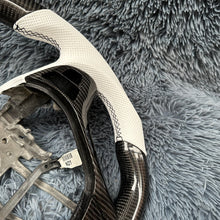 Carregar imagem no visualizador da galeria, Volante de fibra de carbono TTD Craft 2009-2016 Genesis Coupe
