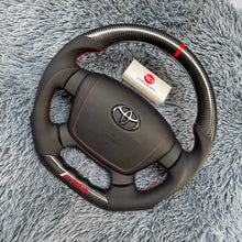 Lade das Bild in den Galerie-Viewer, TTD Craft Toyota 2007-2013 Tundra Sequoia Carbonfaserlenkrad
