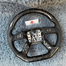 Charger l&#39;image dans la galerie, TTD Craft  2003-2007 Hummer H2 Carbon Fiber Steering Wheel

