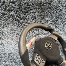 Load image into Gallery viewer, TTD Craft toyota 2006-2017 FJ Cruiser Carbon Fiber Steering wheel
