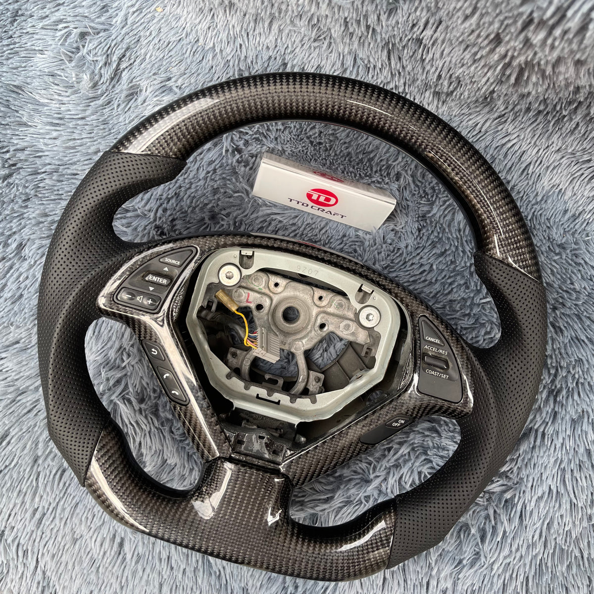 TTD Craft Infiniti 2007-2015 G37 Carbon Fiber Steering Wheel