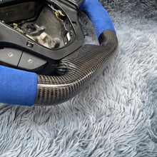 Carregar imagem no visualizador da galeria, Volante de fibra de carbono TTD Craft Chevrolet 2016-2023 Camaro
