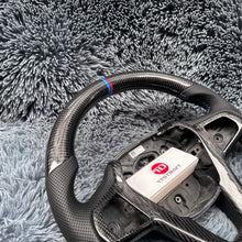 Carregar imagem no visualizador da galeria, Volante de fibra de carbono TTD Craft BMW G20 G30 G31 G01 G02 G11 G12 F30 I4
