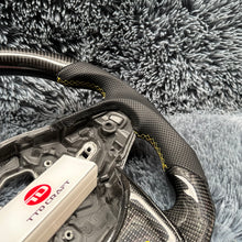 Carregar imagem no visualizador da galeria, Volante de fibra de carbono TTD Craft 2020-2024 Supra MK5 A90 A91
