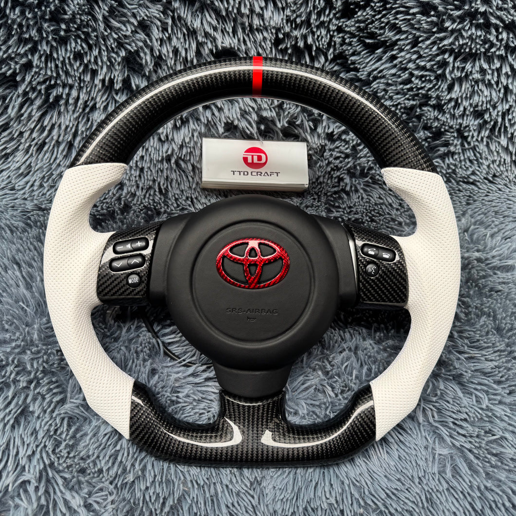 TTD Craft Toyota 2006-2017 FJ Cruiser Carbonfaserlenkrad