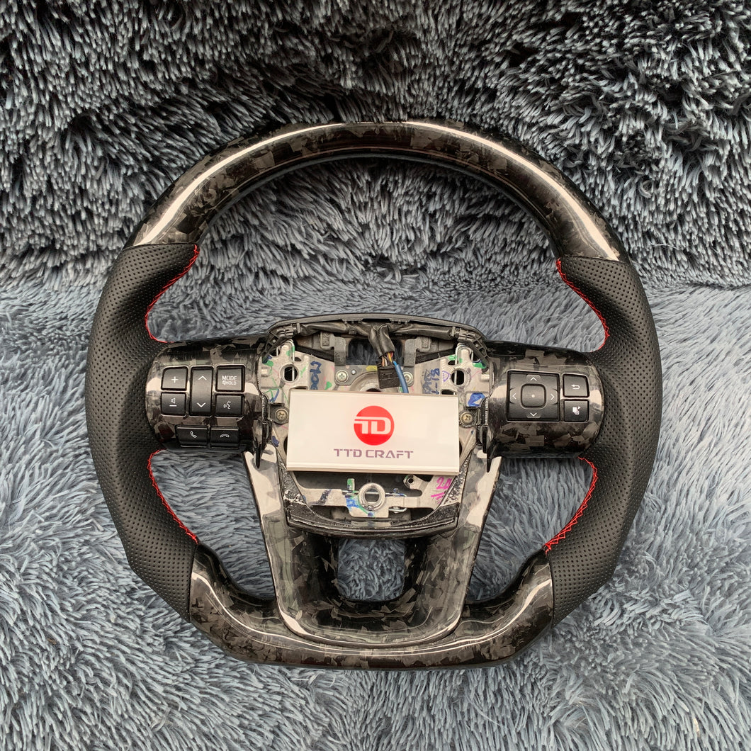 Volante de fibra de carbono TTD Craft Toyota 2015-2020 Hilux revo