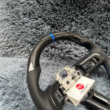 Carregar imagem no visualizador da galeria, Volante de fibra de carbono TTD Craft 2018-2023 Mustang
