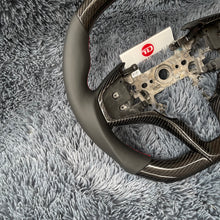 Lade das Bild in den Galerie-Viewer, TTD Craft 2017+ 2nd gen 17-22 Acura NSX Carbon Fiber Steering Wheel
