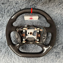 Cargar imagen en el visor de la galería, Volante de fibra de carbono TTD Craft para Ford Mustang 1999-2004
