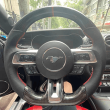 Lade das Bild in den Galerie-Viewer, TTD Craft  2015-2017 Mustang   Carbon Fiber Steering Wheel
