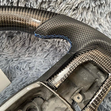 Carregar imagem no visualizador da galeria, Volante de fibra de carbono de expedição TTD Craft Ford 2018-2020
