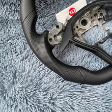 Charger l&#39;image dans la galerie, TTD Craft 10th gen Honda 2018-2022 Accord / Insight Carbon Fiber Steering Wheel
