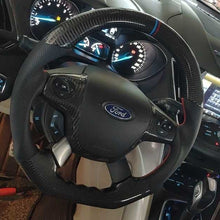 Lade das Bild in den Galerie-Viewer, TTD Craft  Ford 12-14 MK3 Carbon Fiber Steering Wheel
