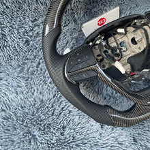 Carregar imagem no visualizador da galeria, Volante de fibra de carbono TTD Craft 2016-2021 Jeep Cherokee / Grand Cherokee
