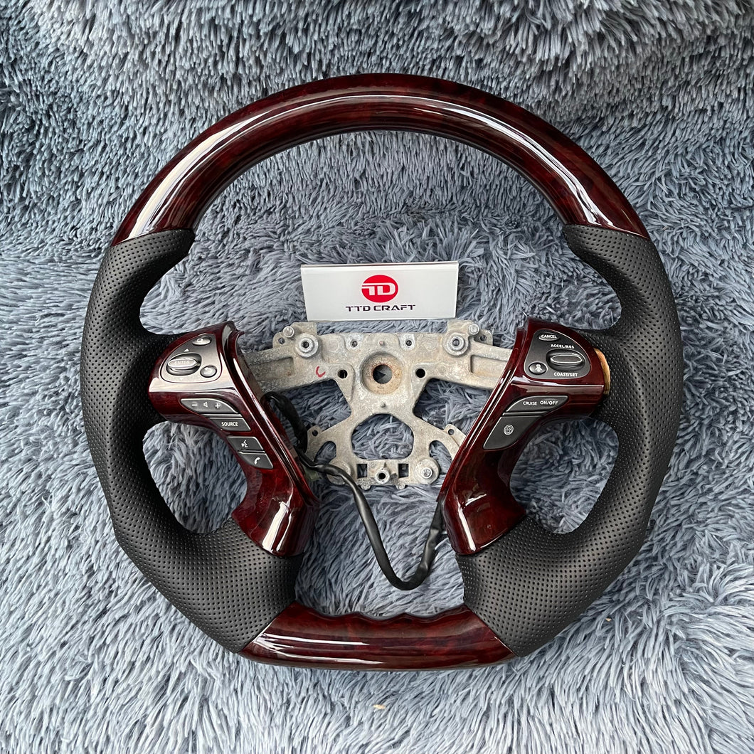 Volante de fibra de carbono TTD Craft Nissan 2015-2024 Murano / 2013-2020 Pathfinder