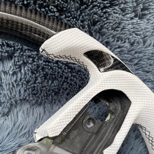 Carregar imagem no visualizador da galeria, TTD Craft 2019-2024 Wrangler / 2018-2024 Gladiador Volante de fibra de carbono
