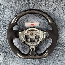 Carregar imagem no visualizador da galeria, Volante de fibra de carbono TTD Craft Nissan 2009-2020 370Z
