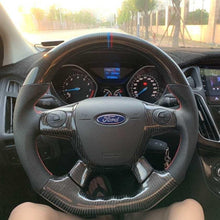 Carregar imagem no visualizador da galeria, Volante de fibra de carbono TTD Craft Ford 12-14 MK3
