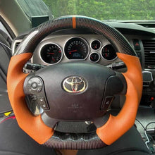 Lade das Bild in den Galerie-Viewer, Handcrafted Carbon Fiber Steering Wheel For Toyota Tundra Sequoia |TTD Craft

